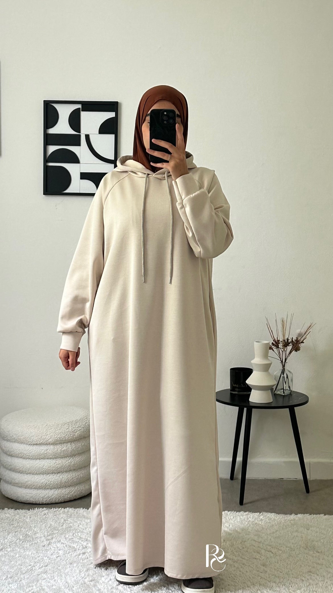 Robe pull à capuche beige