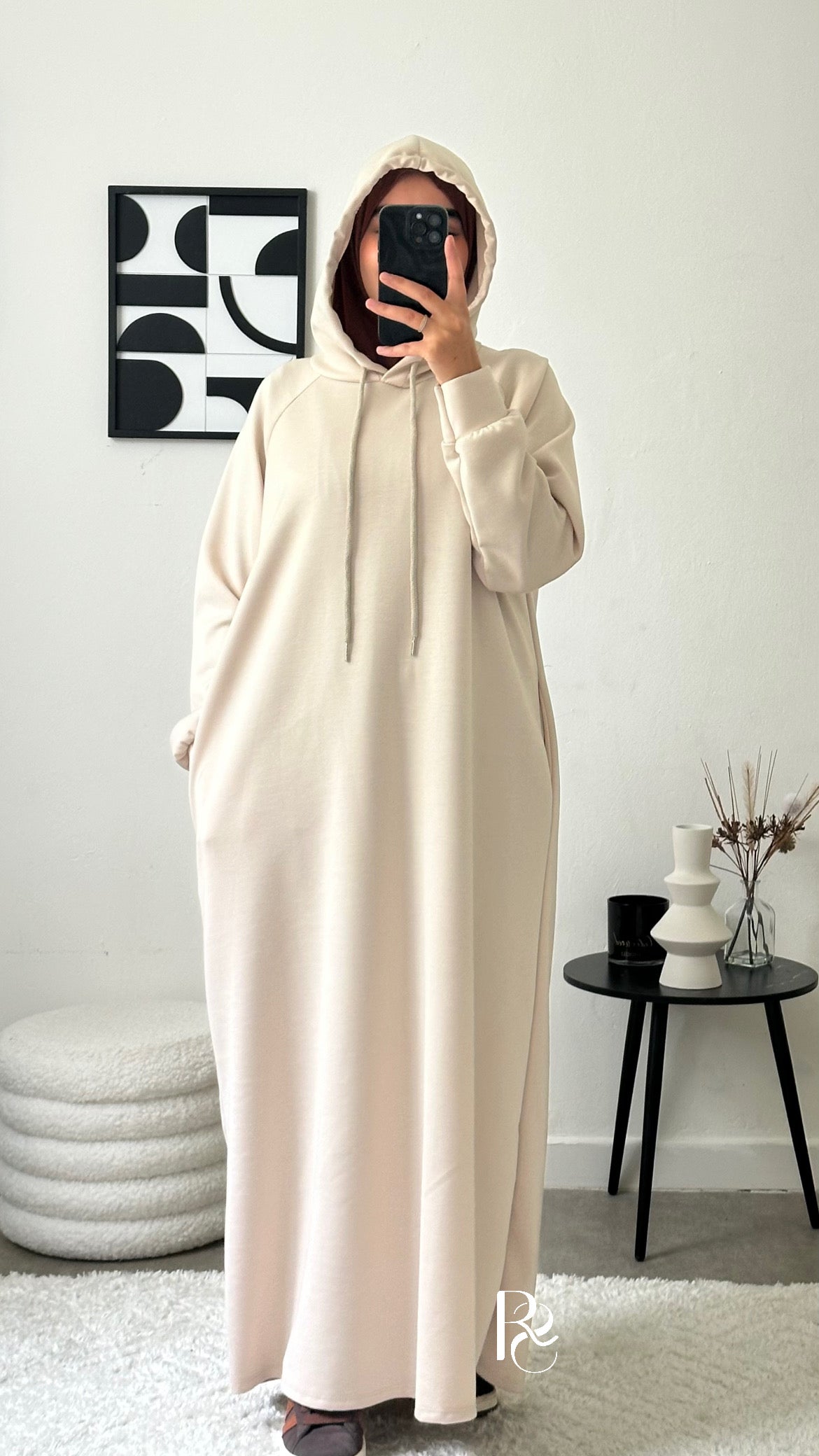 Robe pull à capuche beige