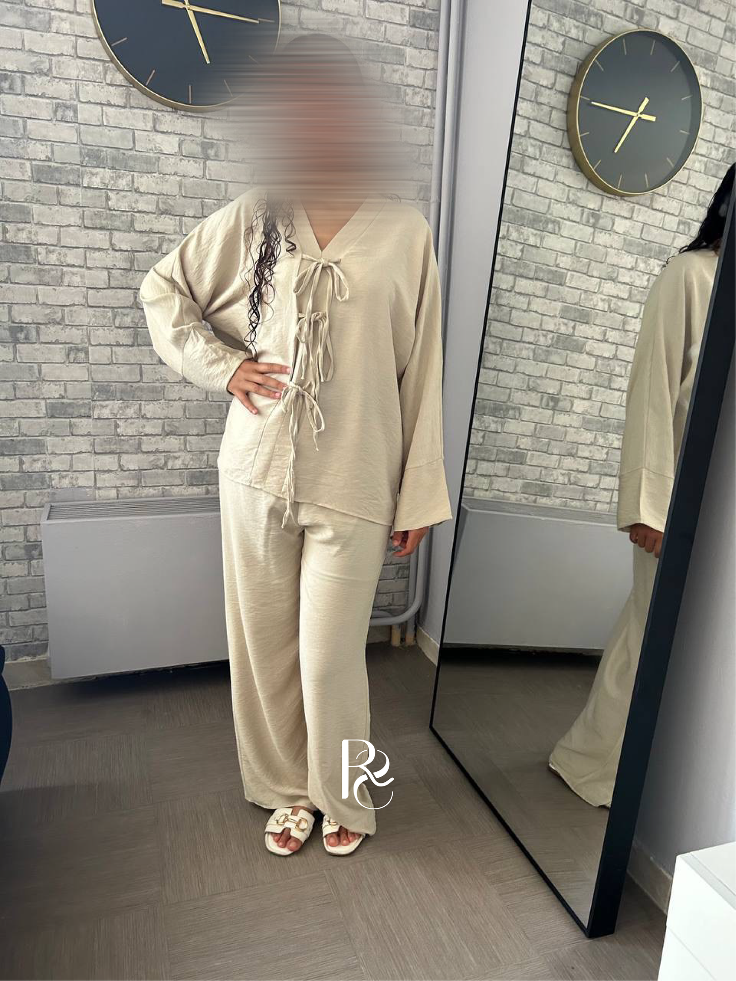 Ensemble Coréen beige