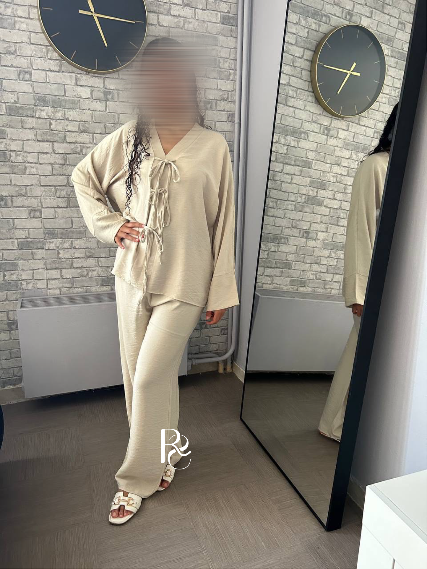 Ensemble Coréen beige