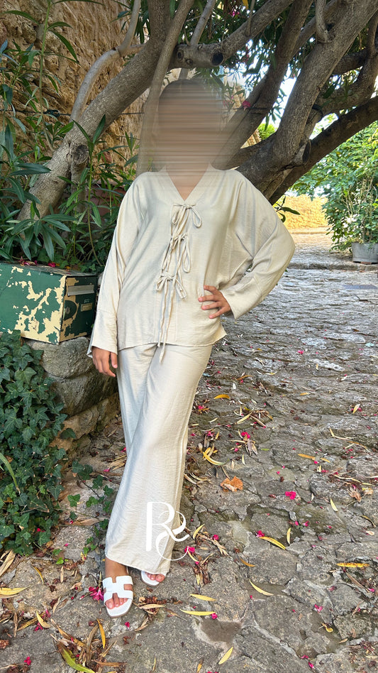 Ensemble Coréen beige
