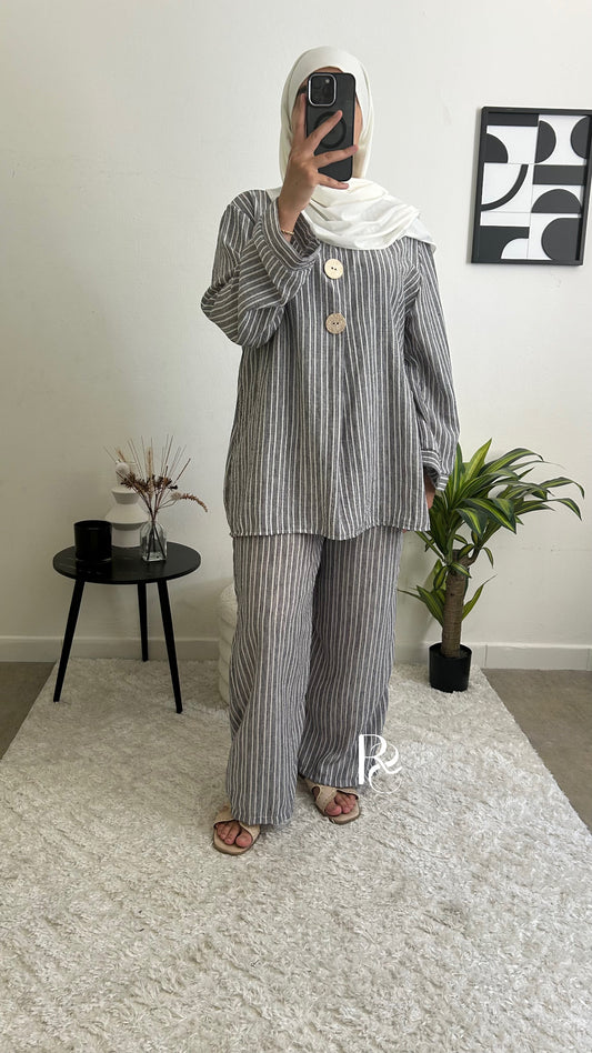 Ensemble rayé gris